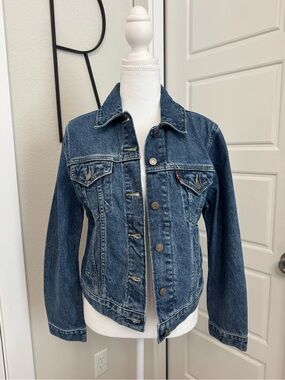 Levi's Dark Blue Denim Trucker Jacket